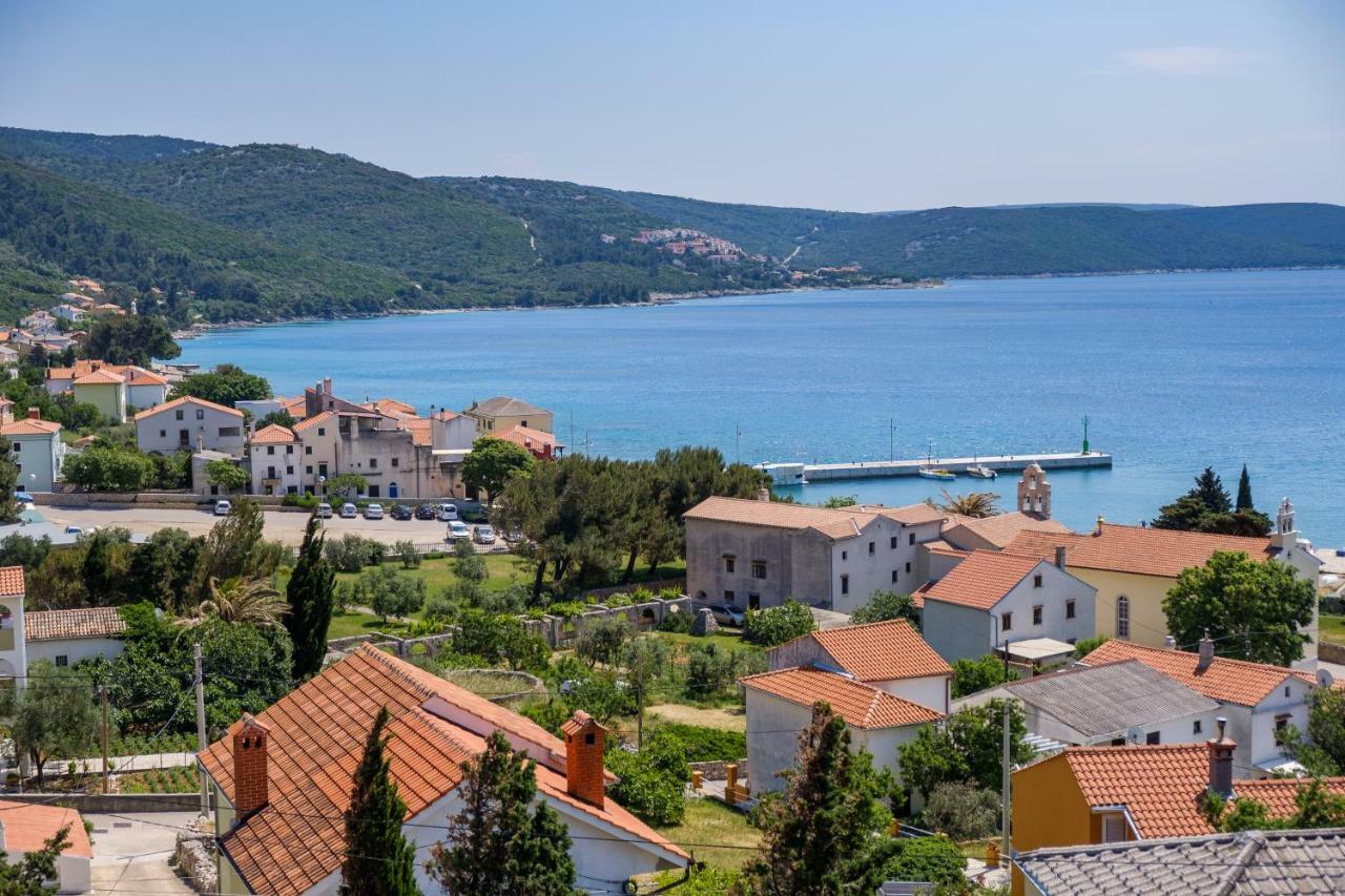 Apartmani Zorica Martinšćica Buitenkant foto